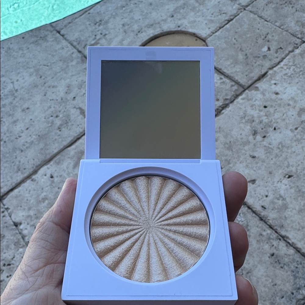OFRA Highlighter 7g 0.25oz Rodeo Drive - Picture 6 of 7